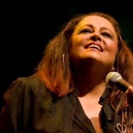 María Creuza